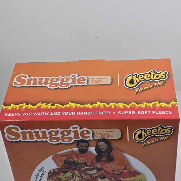Cheetos Flamin' Hot Snuggie Blanket With Sleeves Nwt - Picture 2 of 5